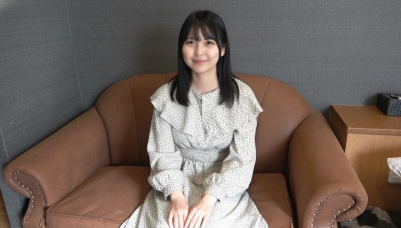 FC2-PPV-4901422 1490积分，截止到22号！ ！ 【第一】我找到了一个超棒的女孩。 *早鸟优惠：真正的业余爱好者，瞒著她男友偷偷申请！她自己张开双腿说“请享用我”，感觉太好了，她都快晕过去了。在顺从的女孩体内射精！