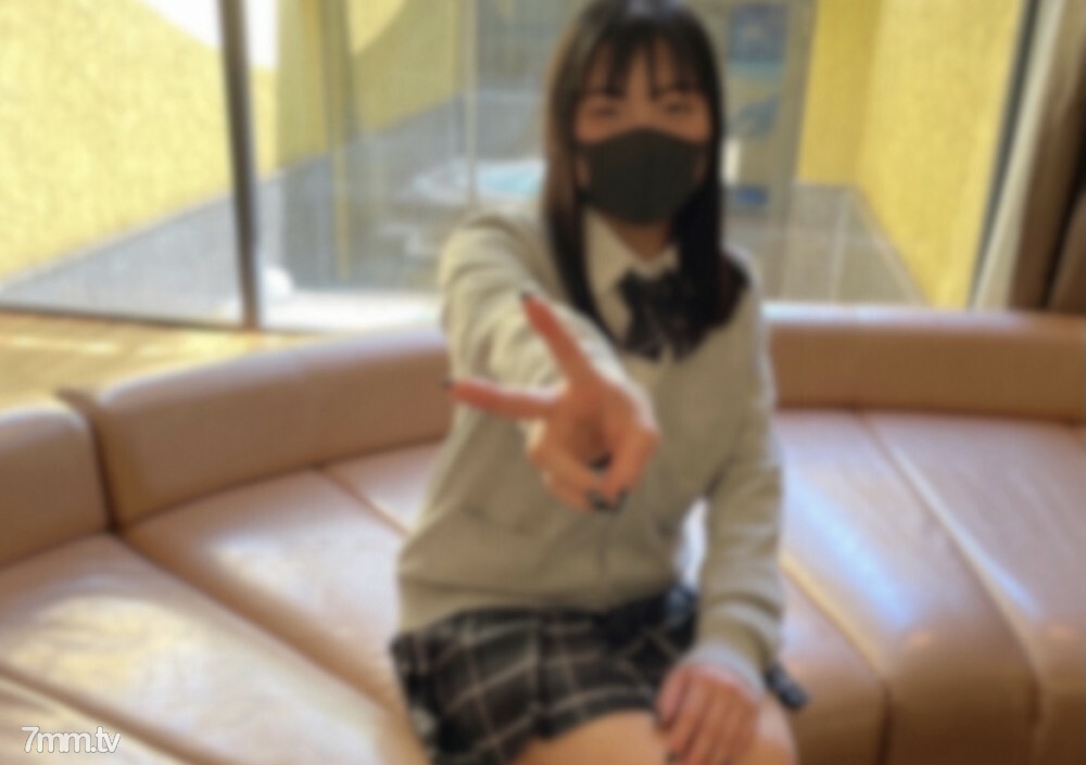 FC2-PPV-2752402 让你看看真正的18岁！ H罩杯巨乳2月刚毕业J◯！干净利落的黑发美少女只有一位有经验的人！未经允许偷偷取出橡皮和阴道射精。几乎从处女阴道流出…⚠︎ FC2-PPV-2752402