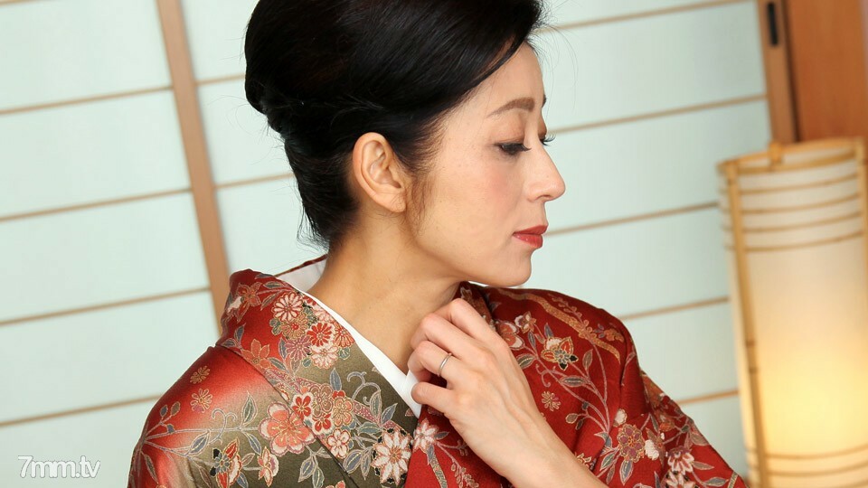 011320-242 很久以来第一次和服，我记得的我的成人仪式是在昭和时代……
