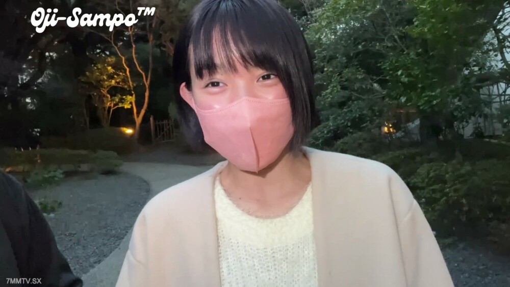 FC2-PPV-3193270 [未经审查] 第一枪！ ！ 18 岁合法 J ◯ 小圆子♡大量阴道射精，叔叔对她苗条的身材感到兴奋