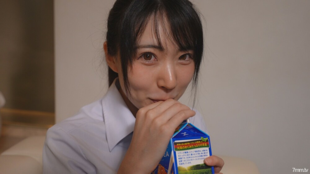 FC2-PPV-2351648 鞍潮不会停止激烈耐嚼爆炸壹岐美丽的女孩！从须季满溢出的潮水，终会化作雨水，回归大地。这是水的星球，地球。 【超高品质奇闻趣事】限时特卖 SALE 3980 → 1980pt !!!!!!