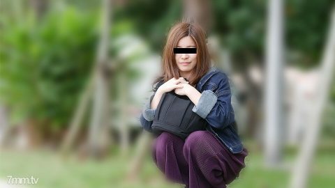 120520-01 我拍了一个我在热带国家遇到的美女的奇闻趣事