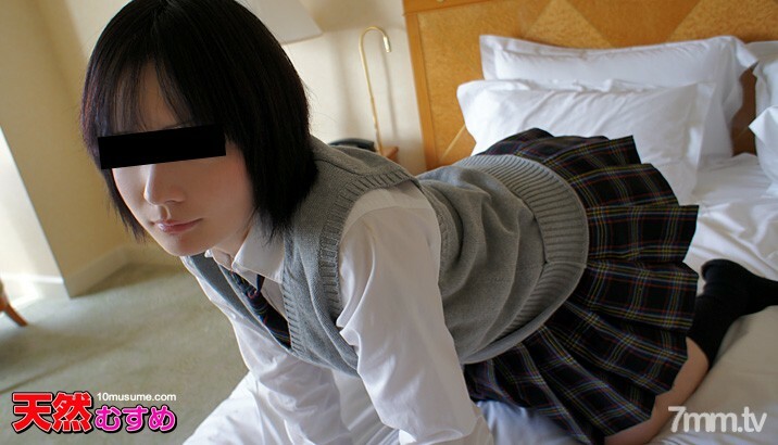 042611-01 制服业余打工~把制服古装少女变成情趣用品！ ~