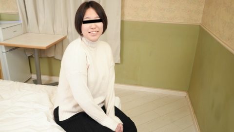 080823_01 皮塔木奇！咬合高大腿泳衣