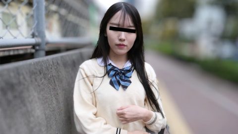 MUSUME-081425_01 在火车上恶作剧穿制服的女孩山下萌香 – 山下もえか