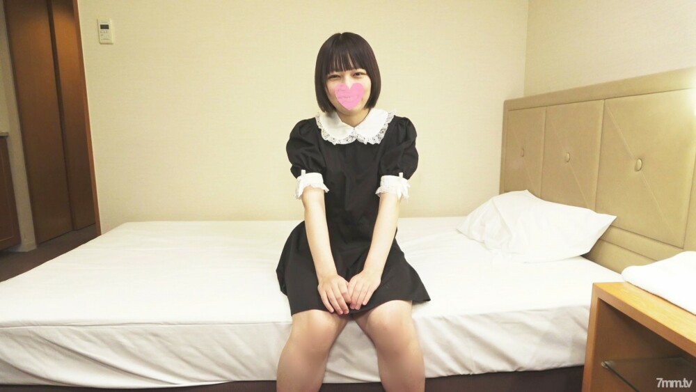 FC2-PPV-2827411 [未经审查] Seki 〇 Gai 〇 3年级大学生，爸爸出国留学活动。乳液颜射无情地射向一个为了梦想而出卖身体的健康年轻人。暨多次第一次黏糊糊的乐趣。 FC2-PPV-2827411